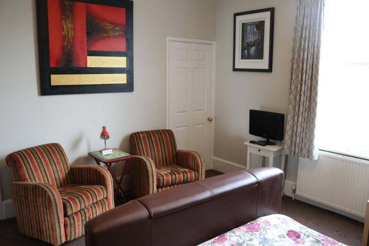 Telford House Bed & Breakfast Milton Keynes Exterior photo