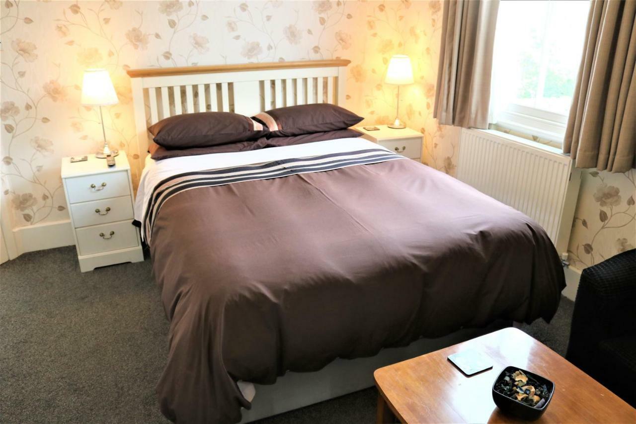 Telford House Bed & Breakfast Milton Keynes Exterior photo